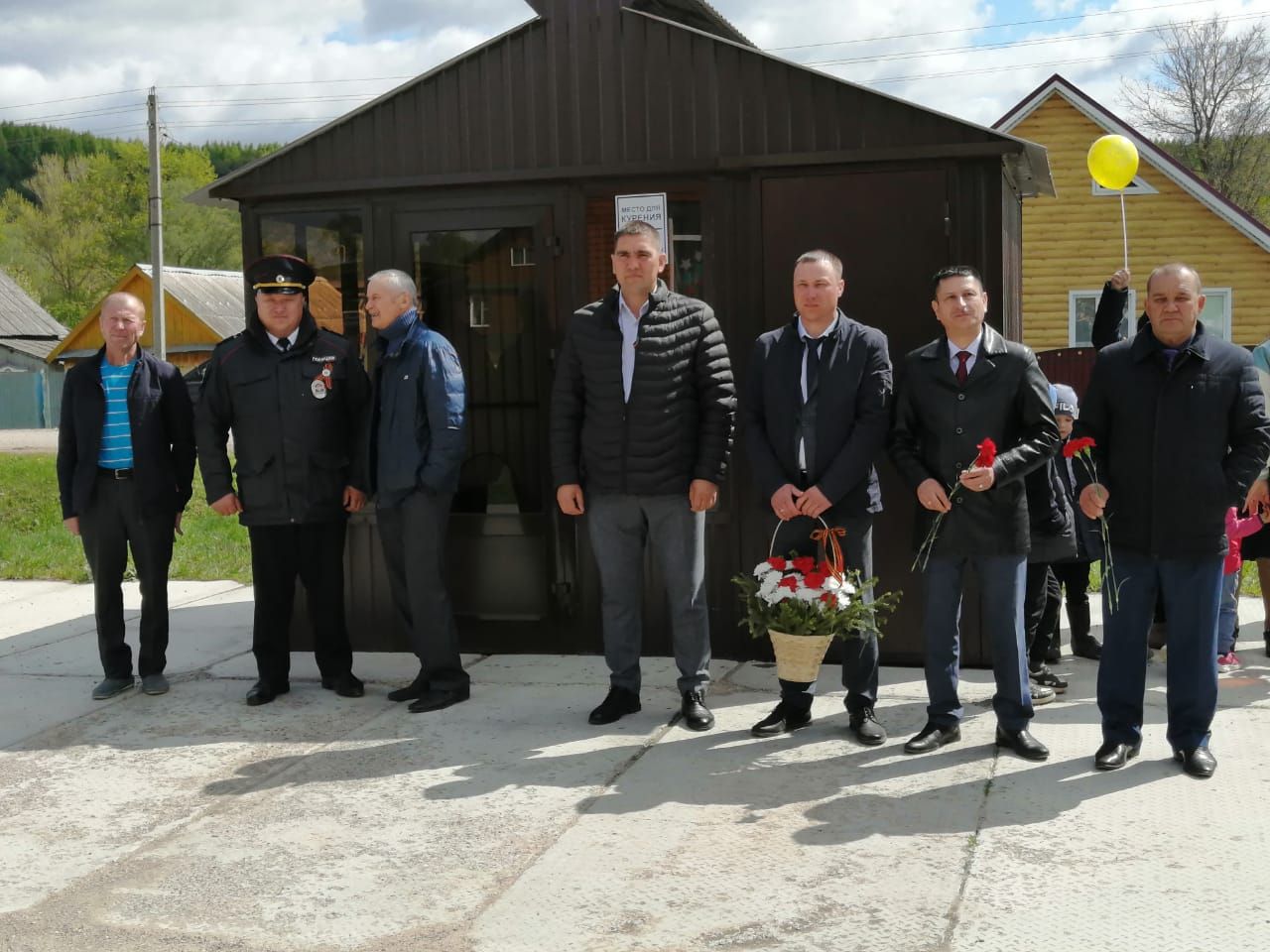 Керәнне авылында Бөек Ватан сугышы каһарманнары истәлегенә обелиск ачылды