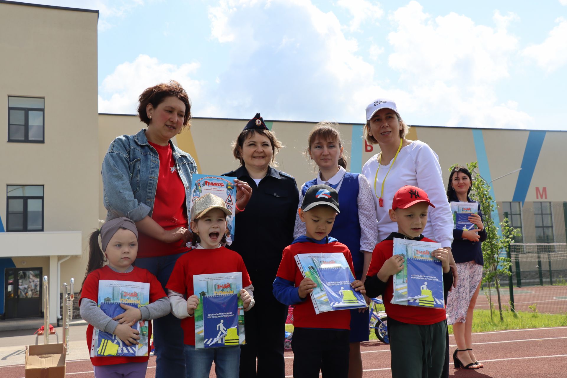 Сабада балалар бакчасында тәрбияләнүче  нәни райондашларыбыз өчен бәйрәм чарасы узды [ фоторепортаж]