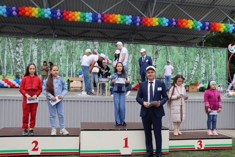 Сабантуйның сабан һәм  җыр бәйгесе батырлары тәкә  алды