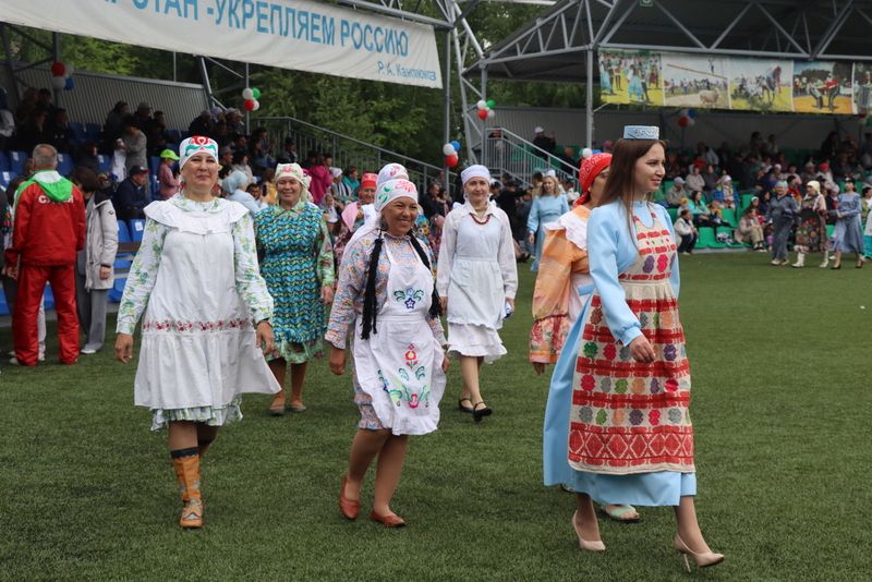 Сабантуйның сабан һәм  җыр бәйгесе батырлары тәкә  алды