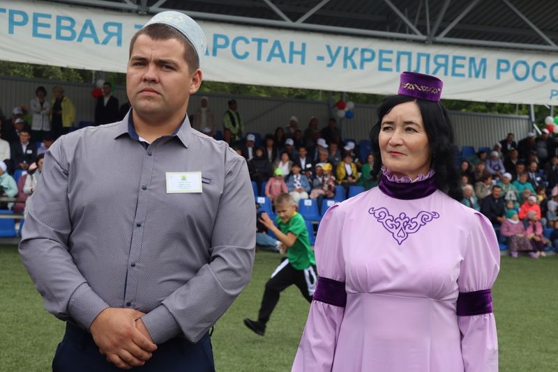 Сабантуйның сабан һәм  җыр бәйгесе батырлары тәкә  алды