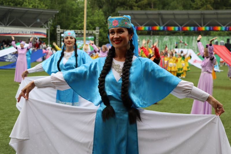 Сабантуйның сабан һәм  җыр бәйгесе батырлары тәкә  алды