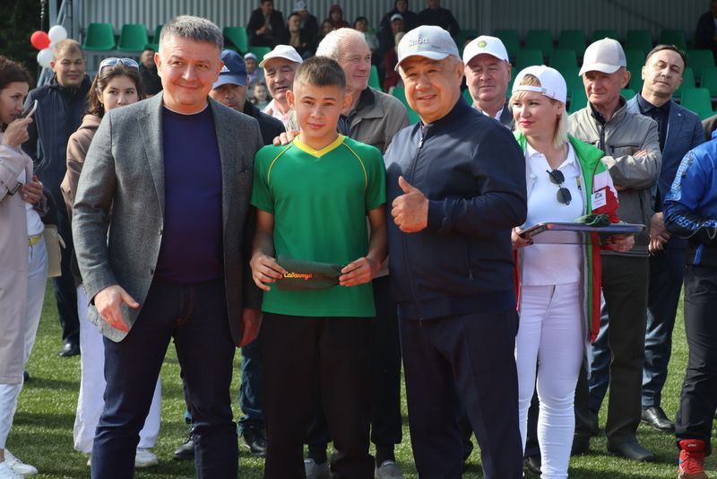 Делюс абсолют батыр калды, яшүсмерләр арасында Нияз Хәлиуллин барысын  да шаккаттырды