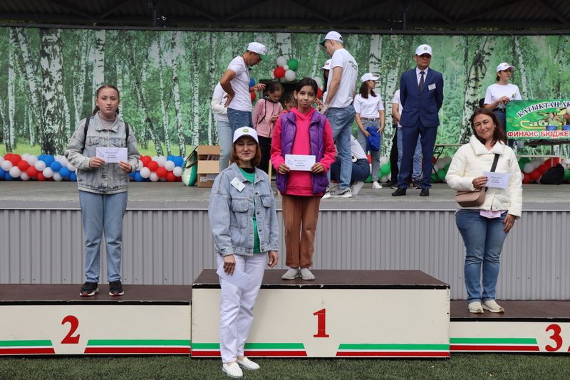 Сабантуйның сабан һәм  җыр бәйгесе батырлары тәкә  алды