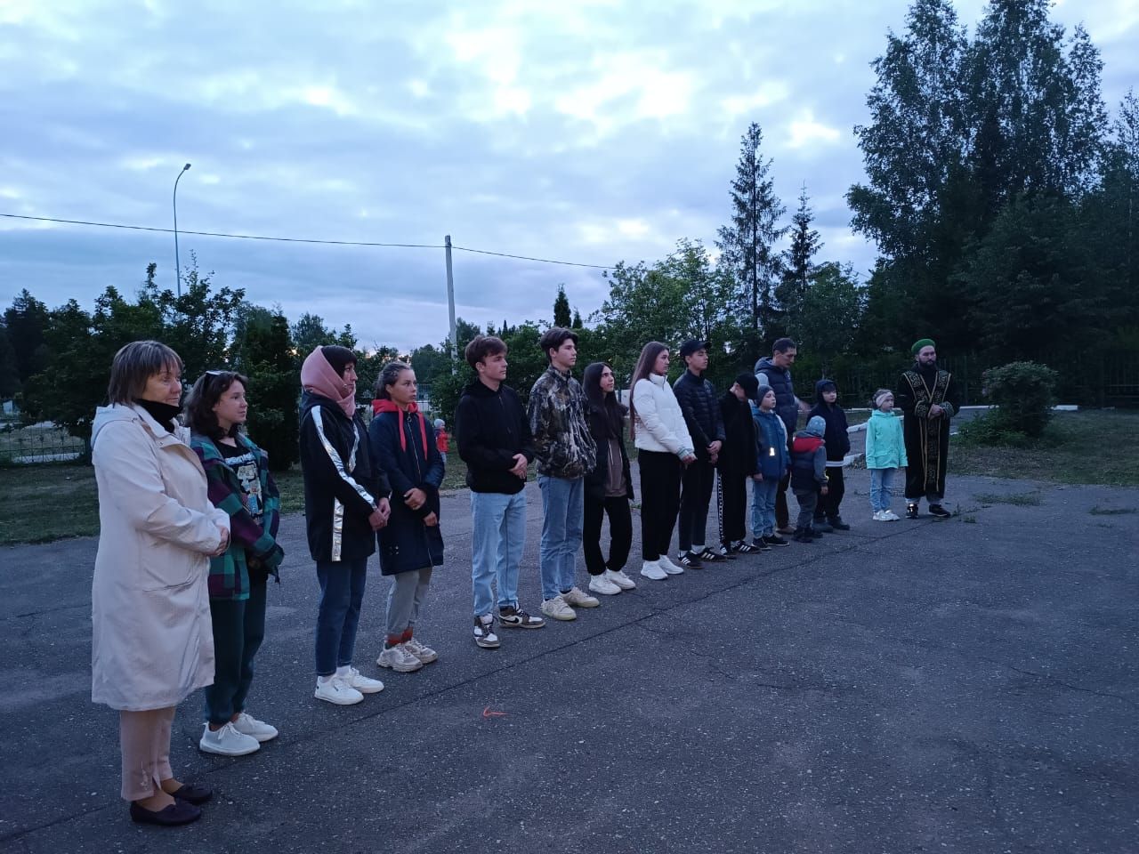 Лесхоз бистәсендә Хәтер көне уңаеннан Бөек Ватан сугышы корбаннары рухына дога кылдылар