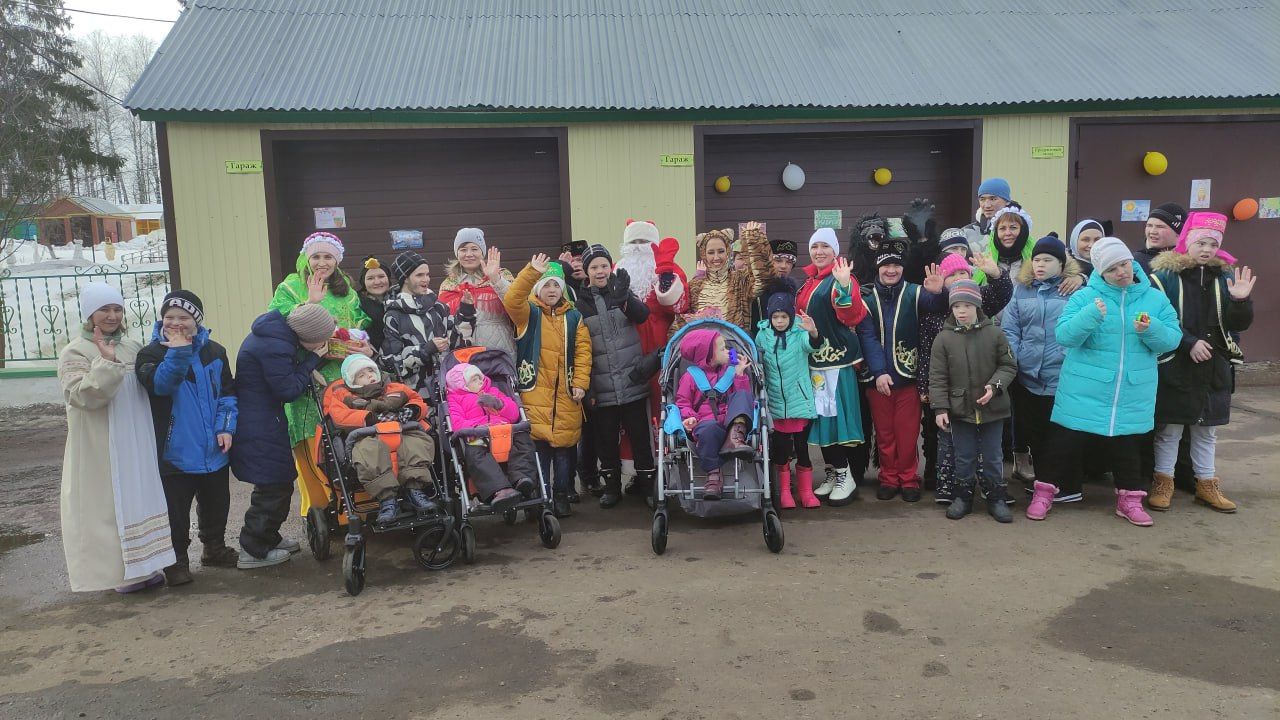 «Иң беренче чиратта балаларны чисталыкка  һәм хезмәткә өйрәтәбез»