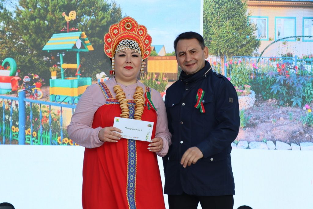 Бүген Сабада Республика көнен билгеләп үттеләр