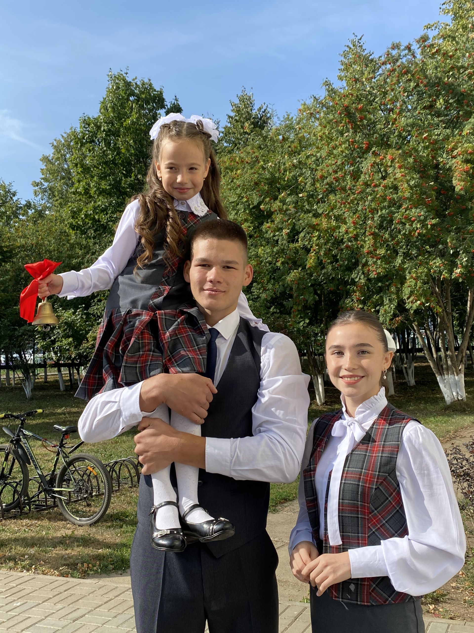 Бүген -Белем бәйрәме!
