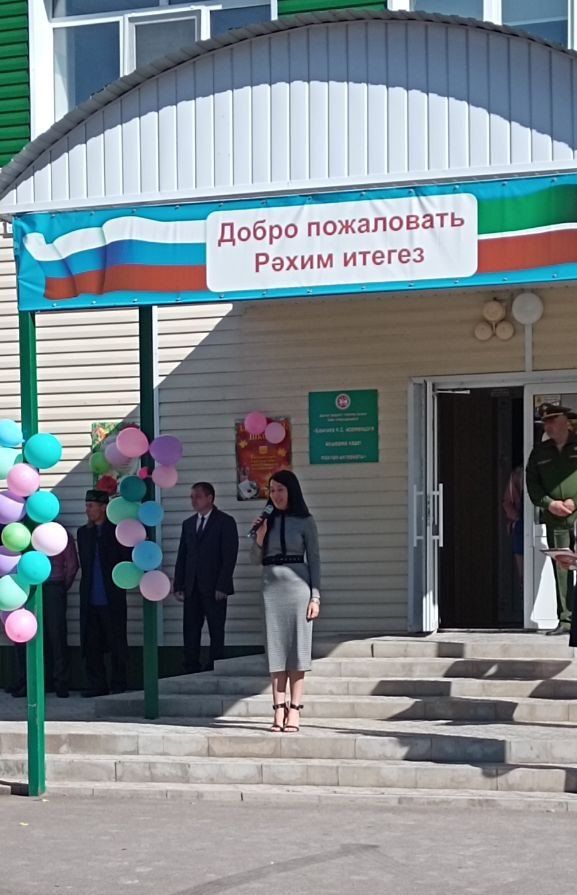Икшермә кадет-мәктәбендә тәүге кыңгырау 13 укучы өчен яңгырады