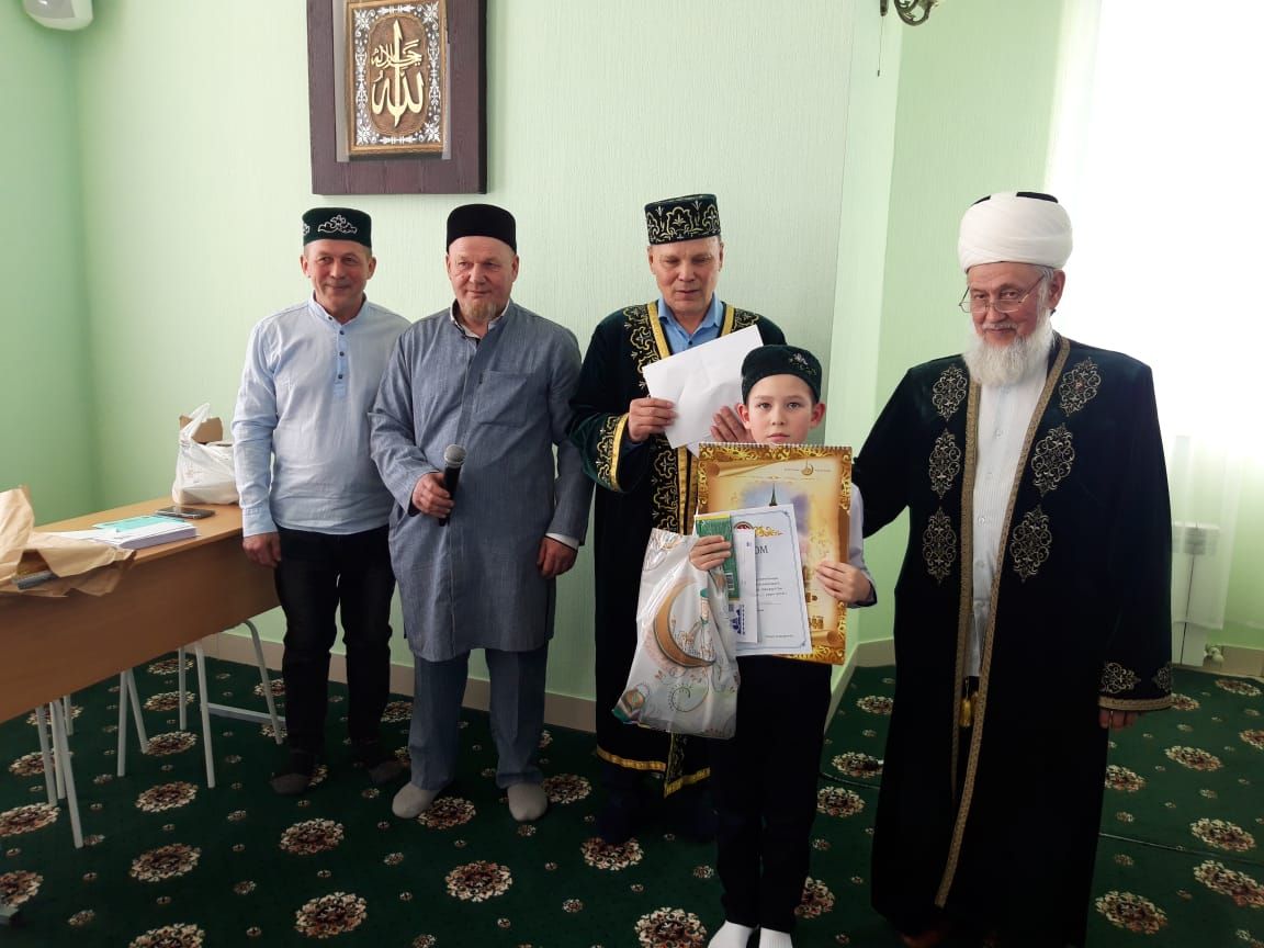 Олы Кибәчендә  балалар арасында  икенче тапкыр азанчылар бәйгесе узды