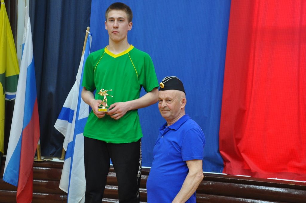 Сабада подводниклар балаларны, үсмерләрне көрәштерде