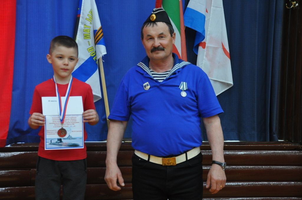 Сабада подводниклар балаларны, үсмерләрне көрәштерде