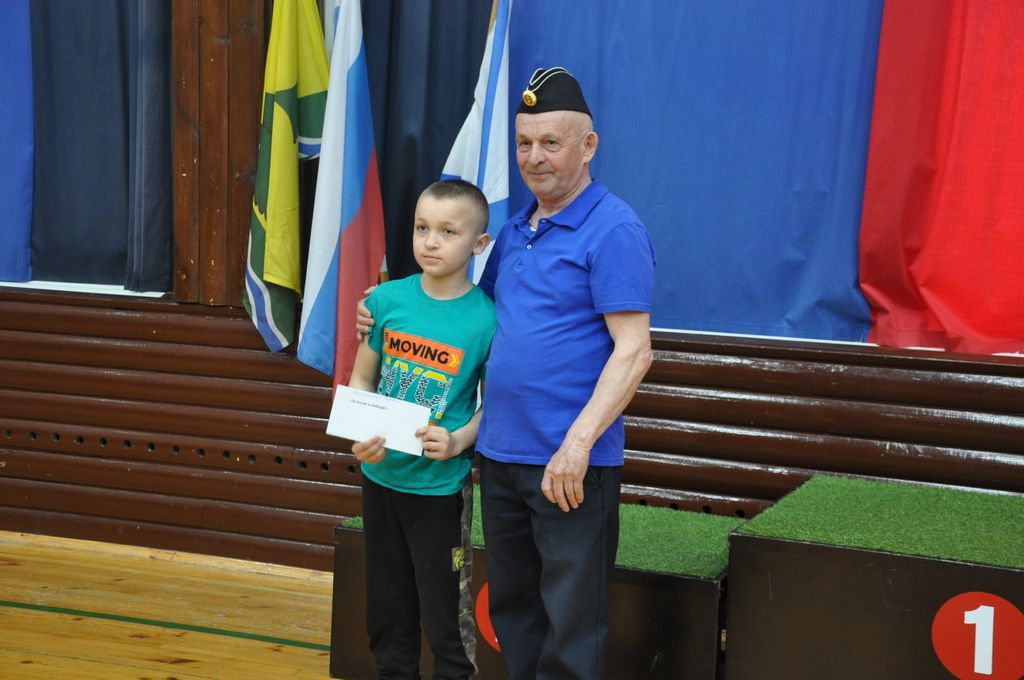 Сабада подводниклар балаларны, үсмерләрне көрәштерде