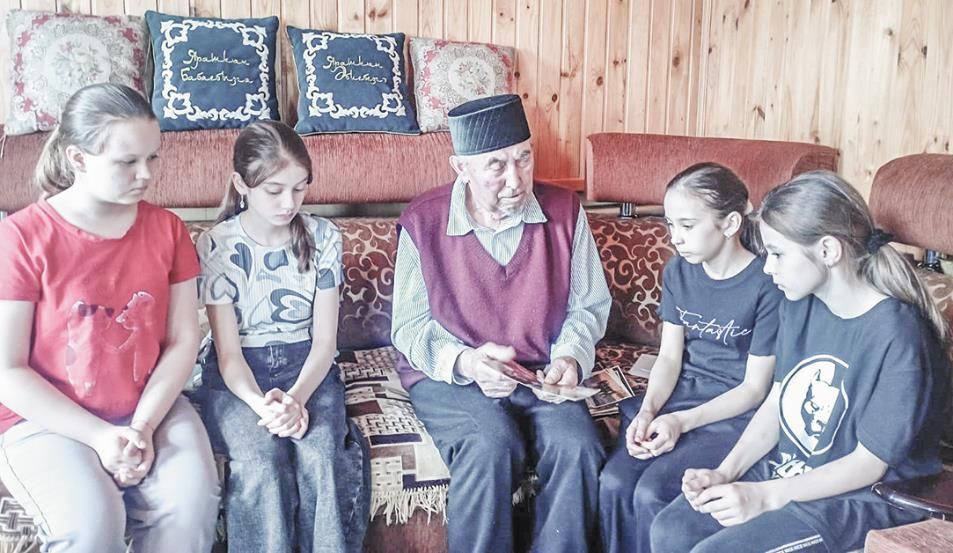 Габделәхәт авыр  елларны ачынып искә ала