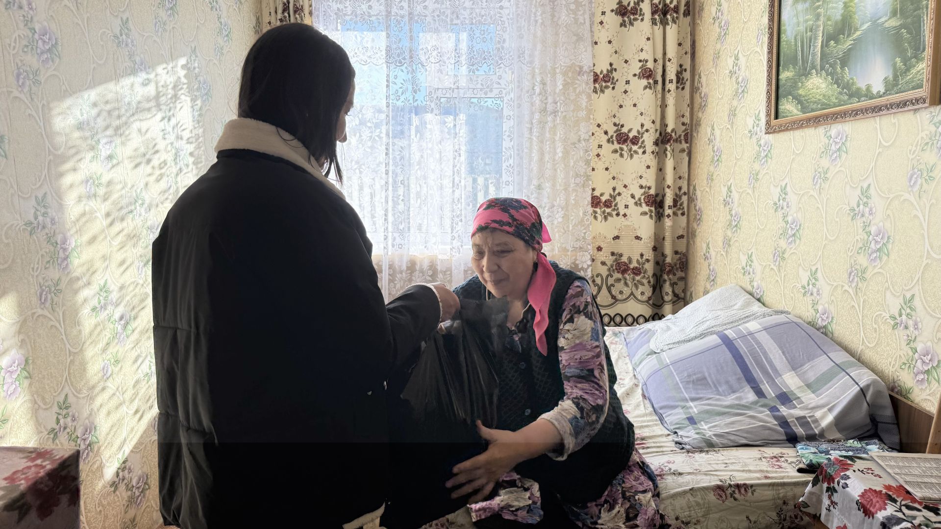 «Саба таңнары» редакциясендә һәм типографиядә эшләп лаеклы ялга чыккан ветераннарыбызны тәбрикләдек