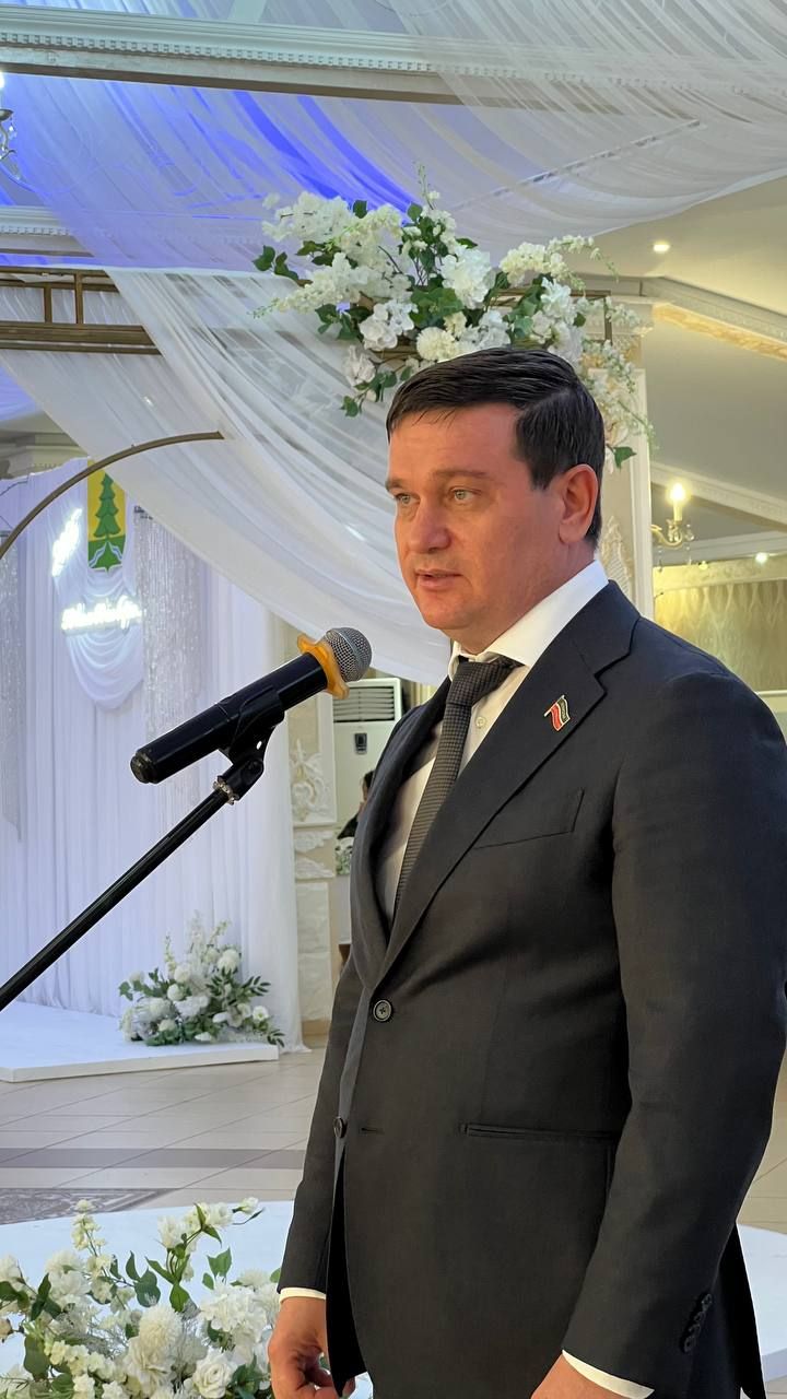 Сабада 50 һәм 60 ел бергә гомер иткән алтын һәм бриллиант парларны хөрмәтләделәр (фоторепортаж)