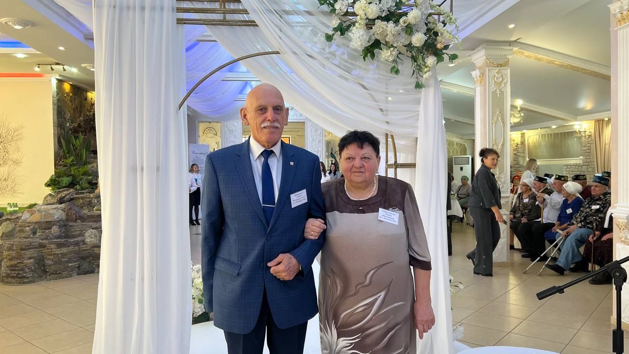 Сабада 50 һәм 60 ел бергә гомер иткән алтын һәм бриллиант парларны хөрмәтләделәр (фоторепортаж)