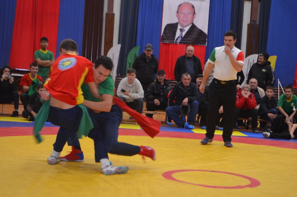 Сабада Фәргать Нәбиуллин истәлегенә ачык  көрәш турниры узды