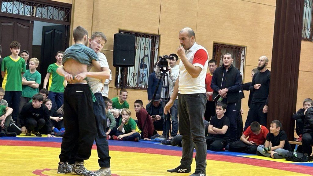 Сабада Фәргать Нәбиуллин истәлегенә ачык  көрәш турниры узды