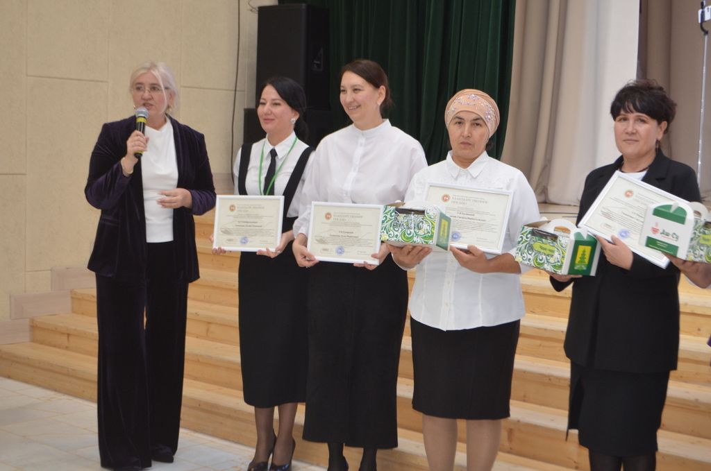 «Алга таба иң мөһиме – әти-әниләр белән эшләү, бу безнең бүген төп максатыбыз”