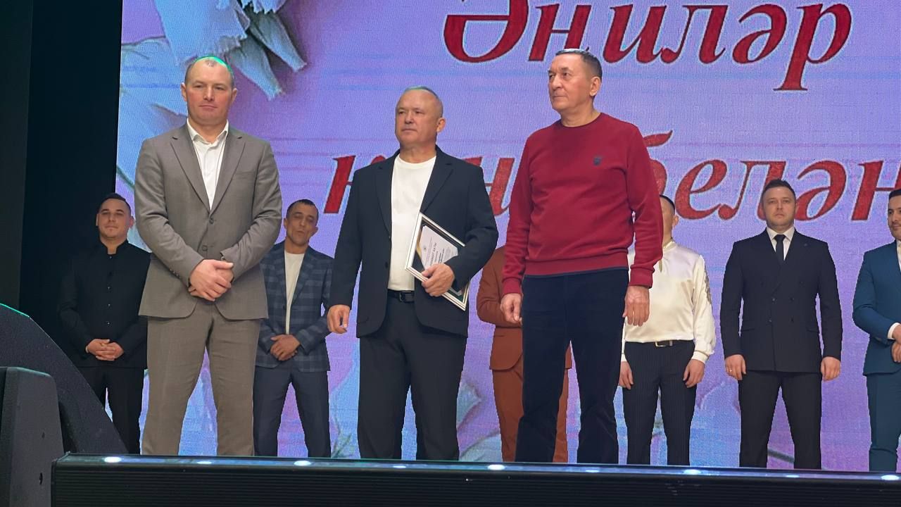 Район мәдәният йортында якынлашып килүче  Әниләр көне уңаеннан бәйрәм концерты узды