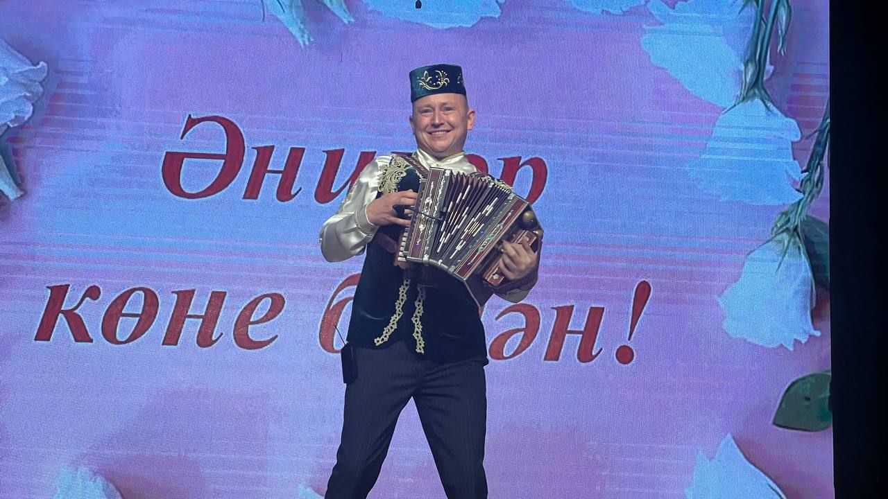 Район мәдәният йортында якынлашып килүче  Әниләр көне уңаеннан бәйрәм концерты узды