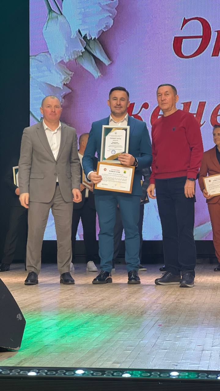Район мәдәният йортында якынлашып килүче  Әниләр көне уңаеннан бәйрәм концерты узды