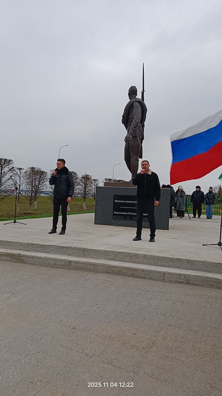 Бүген Сабада Бөек Ватан сугышында һәлак булганнар һәм хәбәрсез югалганнар истәлегенә һәйкәл ачылды
