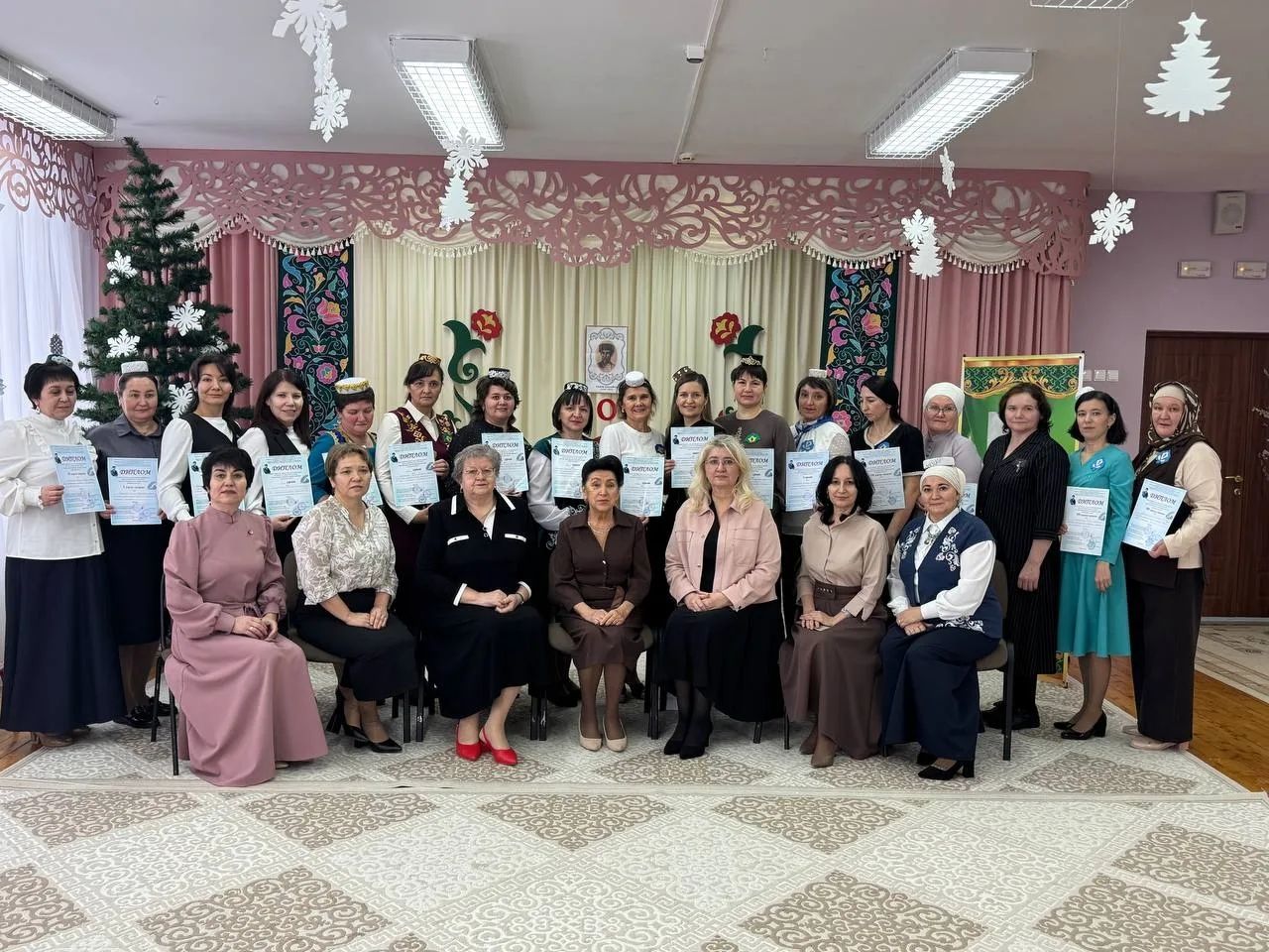 Районыбыз тәрбиячеләре «Белем һәм тәрбия бирүдә Каюм Насыйри хезмәтләре» республикакүләм бәйгесендә призлы урыннарга лаек булдылар