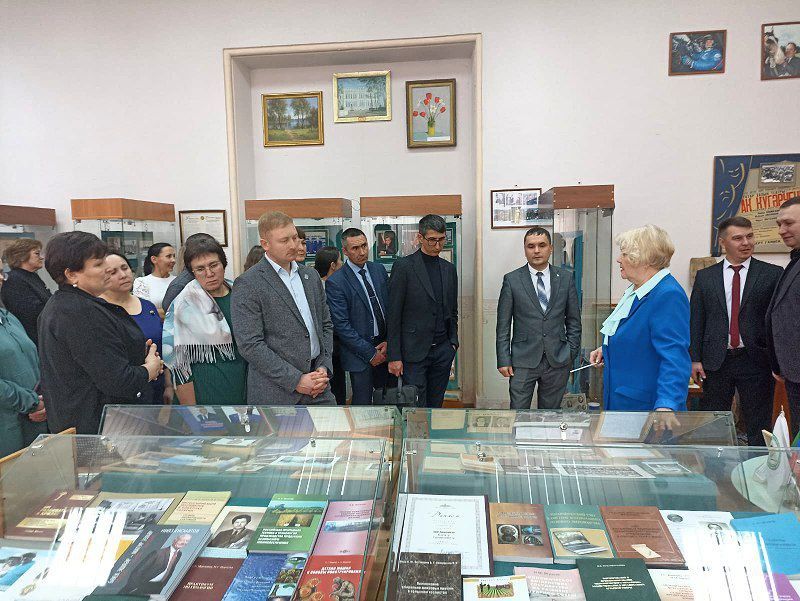 Укытучылар  урман ресурсларын  өйрәнә