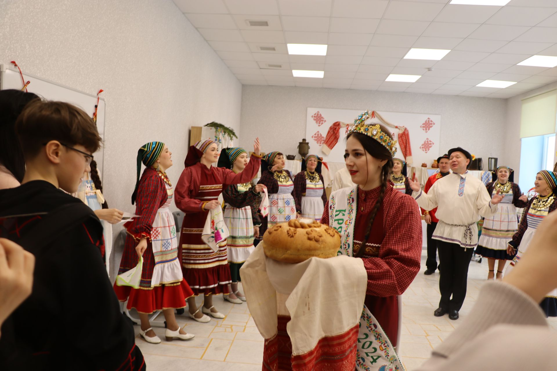 Сабада «Мәдәниятләр калейдоскобы» дип исемләнгән VI республикакүләм туган тел фестивале узды (фоторепортаж)