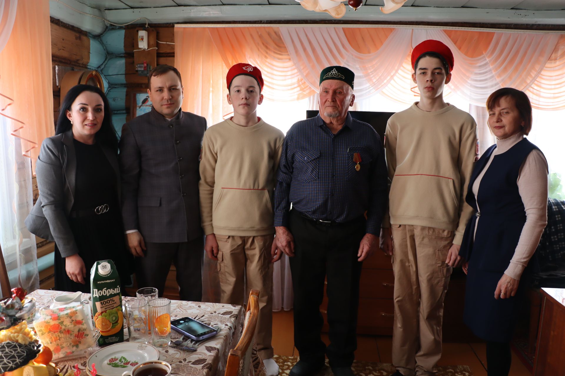 Тылда эшләгән өлкән  абыйлар   медаль  алды
