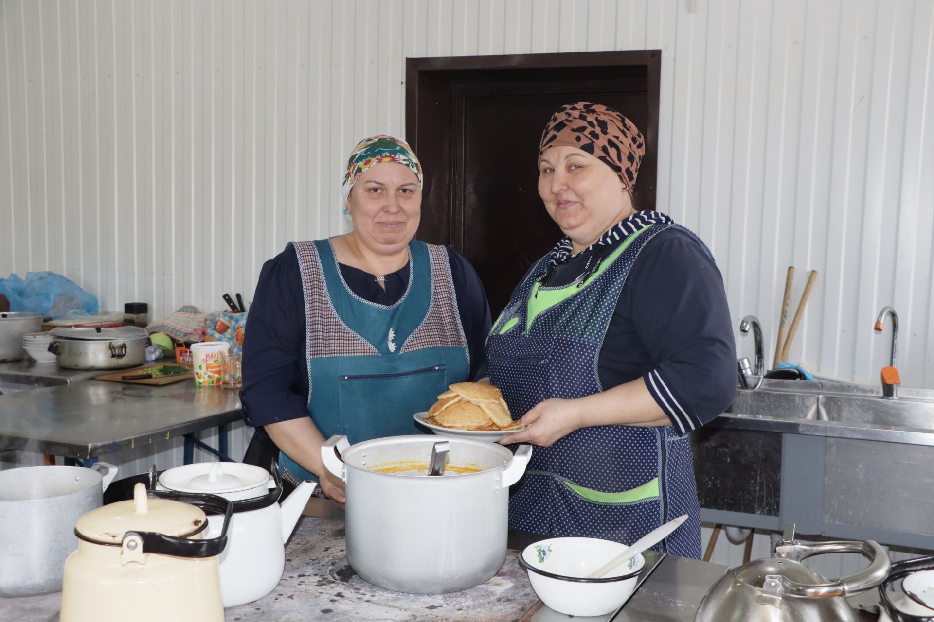 Шаулап үсә кырда иген Шыңарда, уңганнар сафына кушыл син, соңарма!