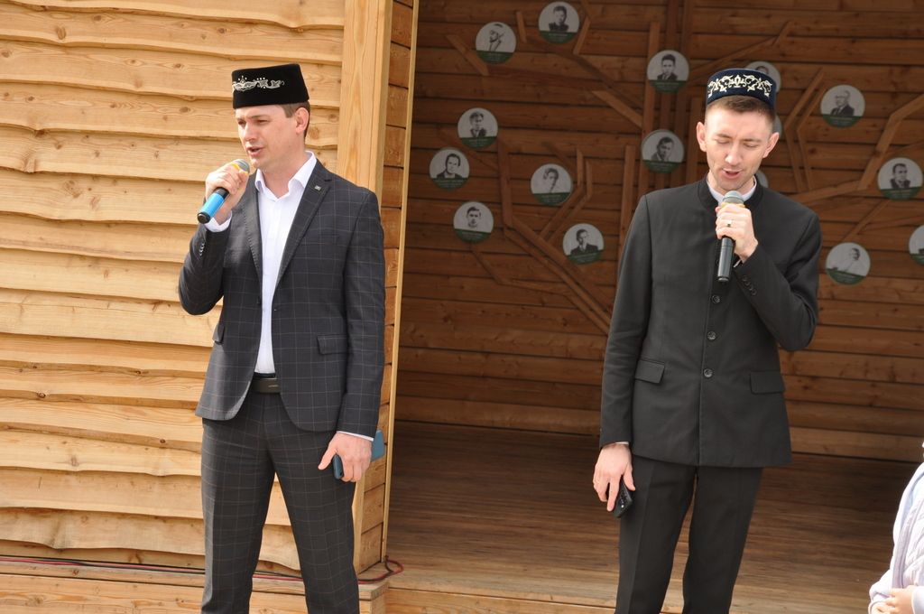 Безне Тукай тәрбияли