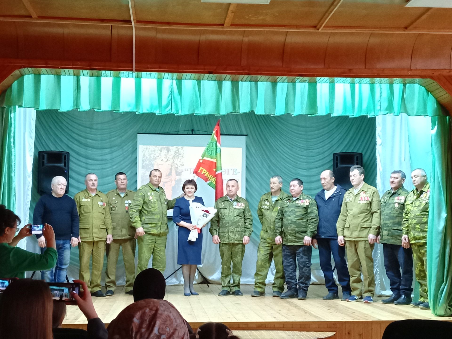 Кызыл Мишәдә әфганчы Наис Хафизов яшәгән йортка элмә такта куелды