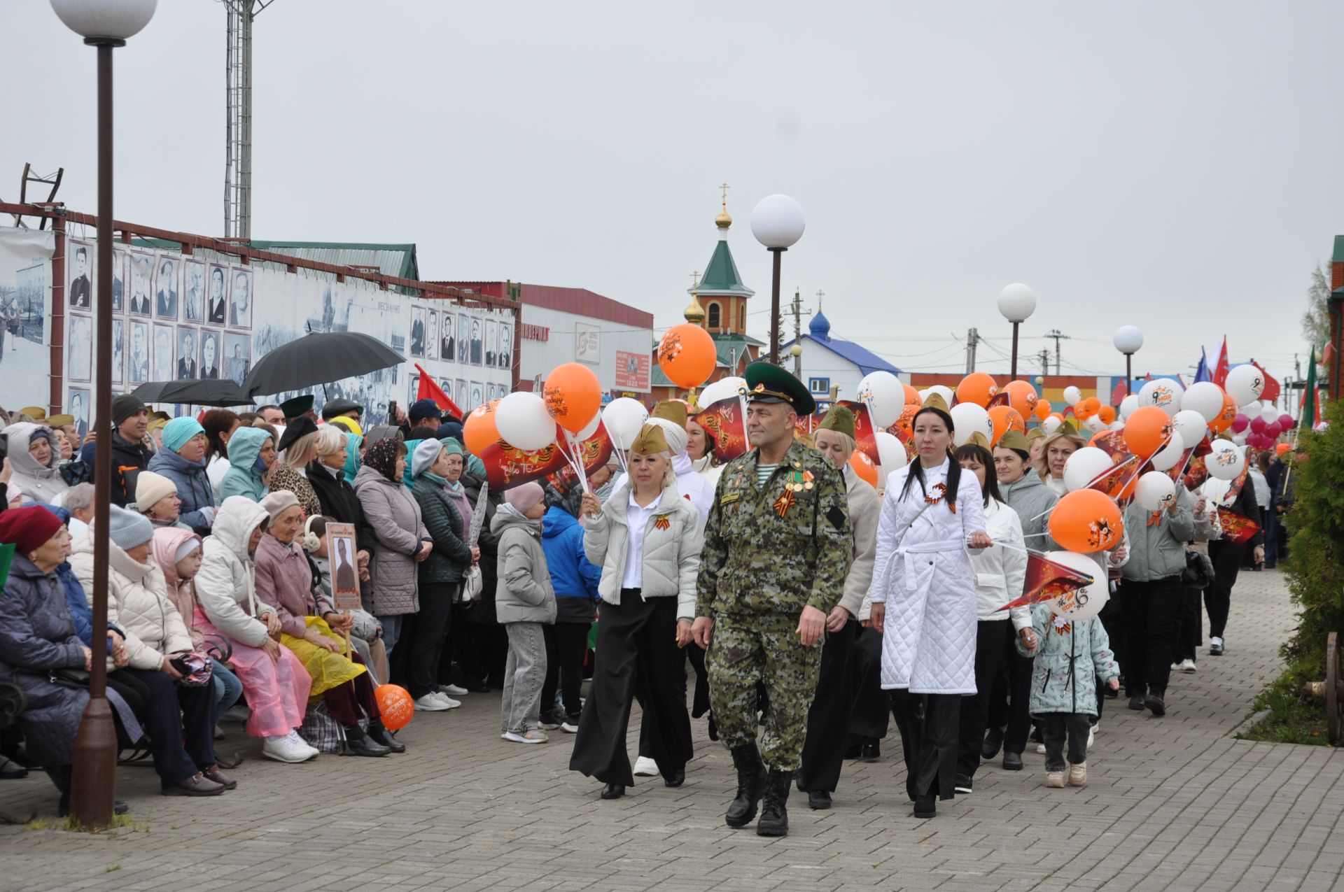 Җиңү көненә багышланган  парад һәм бәйрәм митингы Шәмәрдәндә дә  тантаналы шартларда үтте