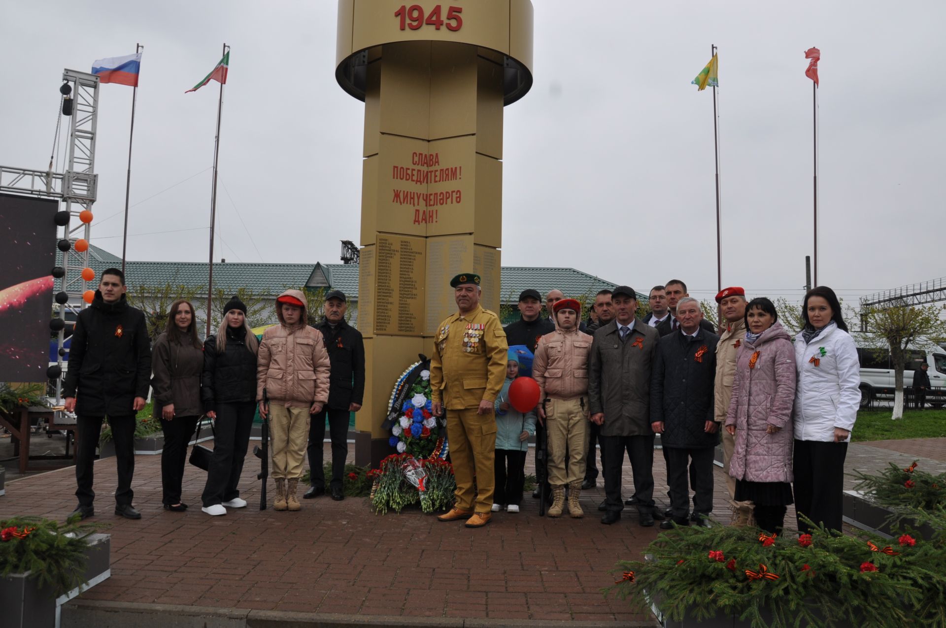 Җиңү көненә багышланган  парад һәм бәйрәм митингы Шәмәрдәндә дә  тантаналы шартларда үтте