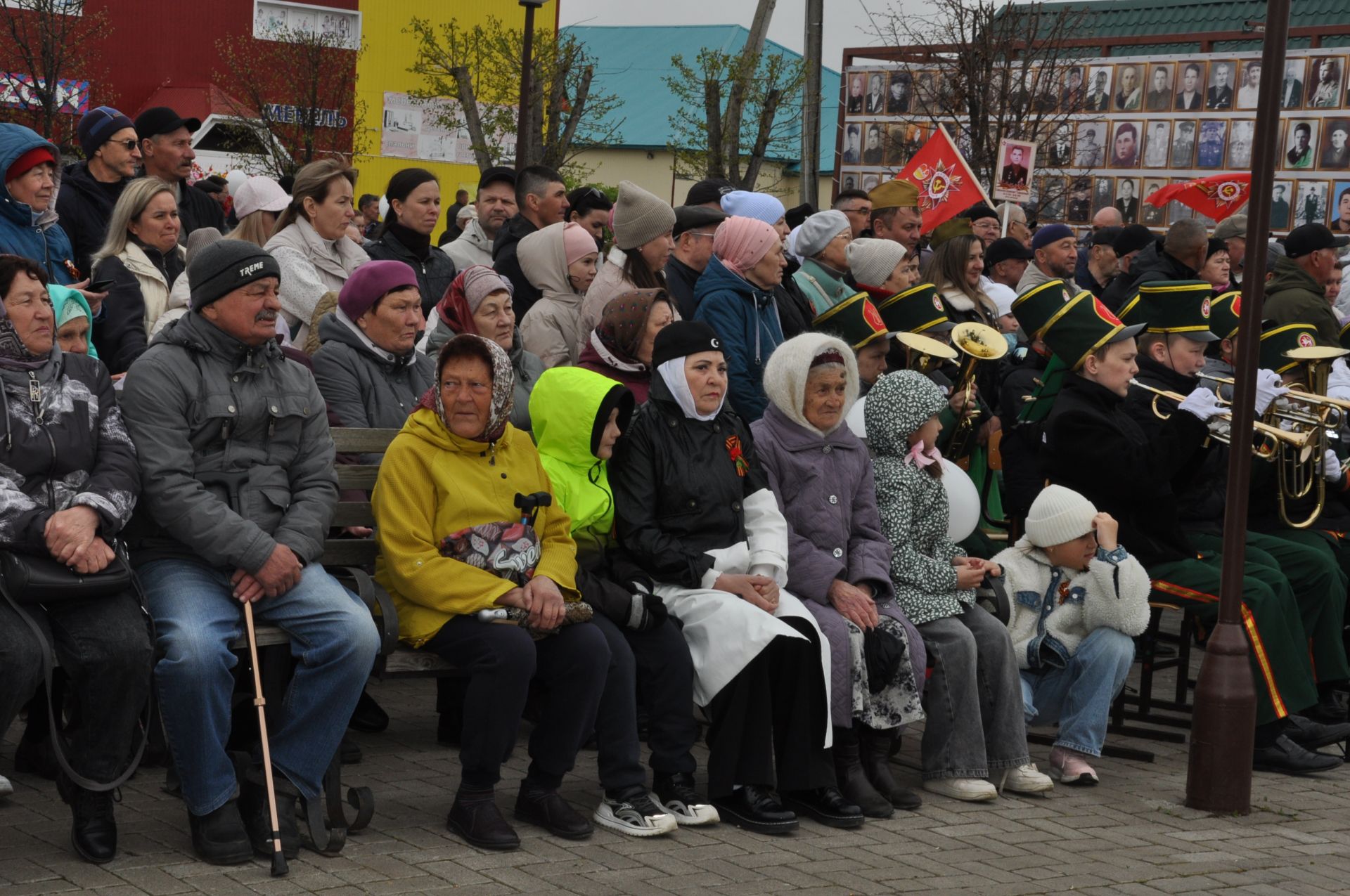 Җиңү көненә багышланган  парад һәм бәйрәм митингы Шәмәрдәндә дә  тантаналы шартларда үтте