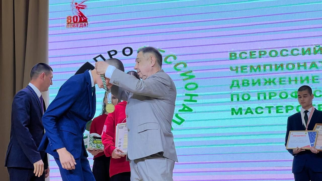 Бүген Сабада балалар техник иҗатына ярдәм итү һәм үстерү буенча район фестивале узды (фоторепортаж)