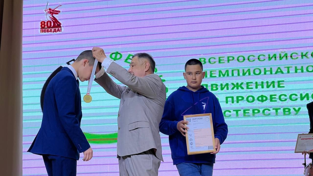 Бүген Сабада балалар техник иҗатына ярдәм итү һәм үстерү буенча район фестивале узды (фоторепортаж)