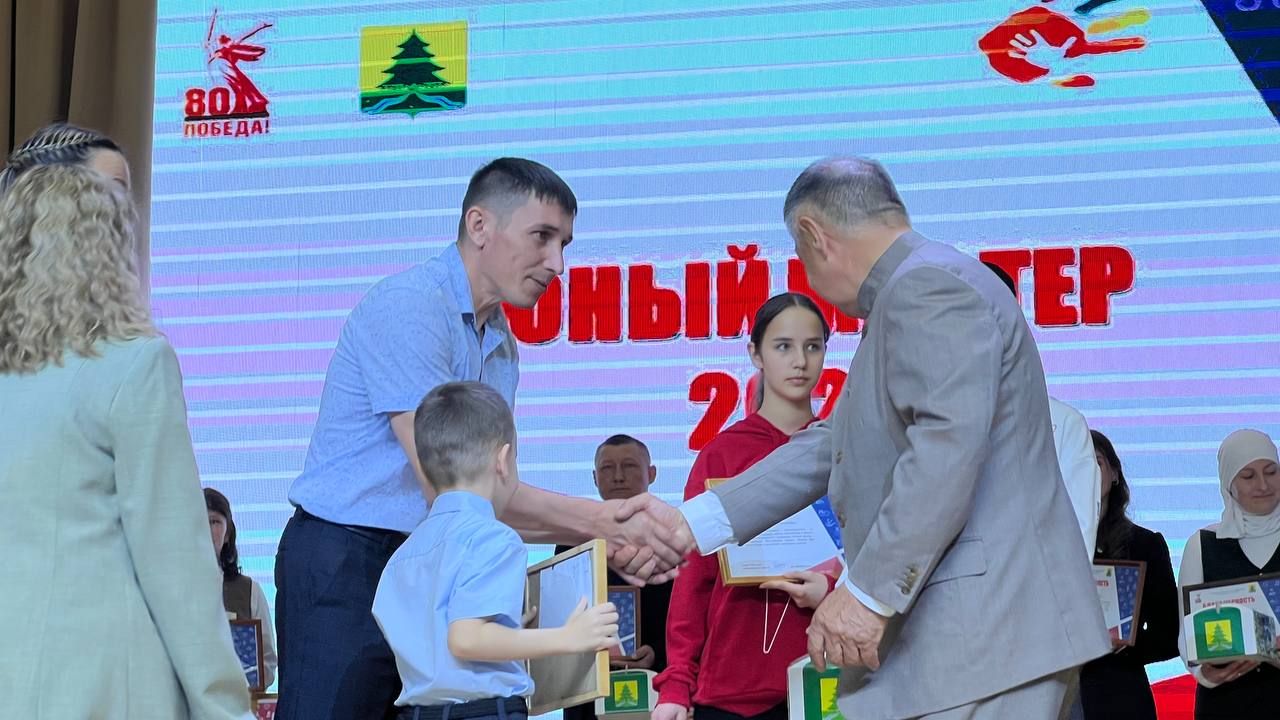 Бүген Сабада балалар техник иҗатына ярдәм итү һәм үстерү буенча район фестивале узды (фоторепортаж)