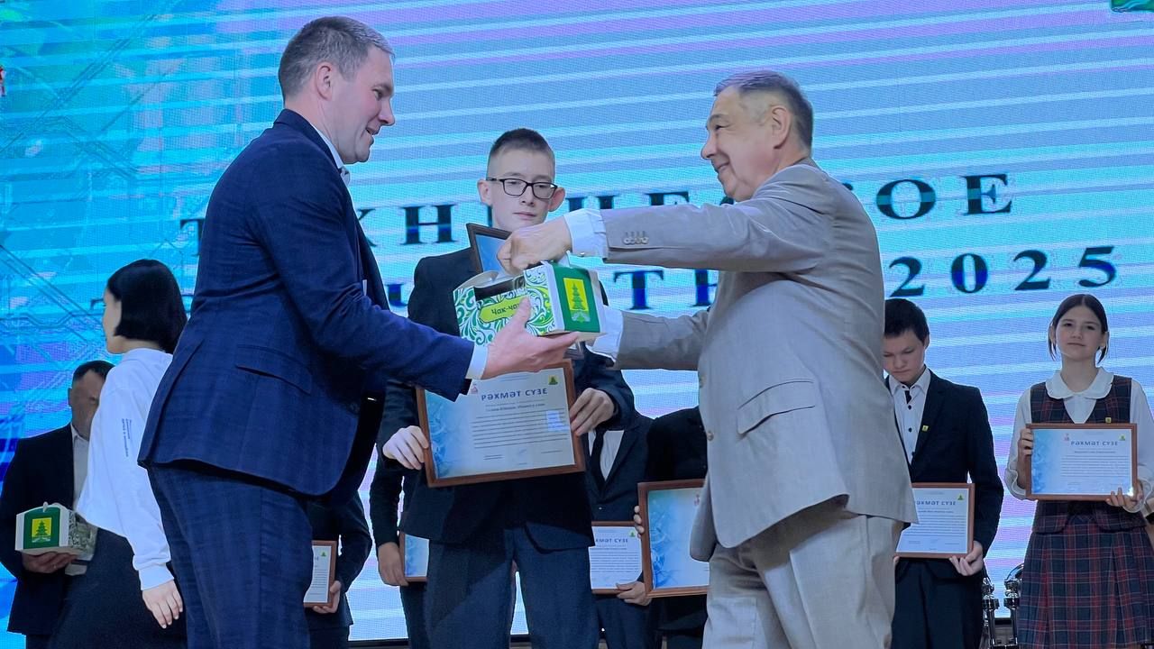 Бүген Сабада балалар техник иҗатына ярдәм итү һәм үстерү буенча район фестивале узды (фоторепортаж)