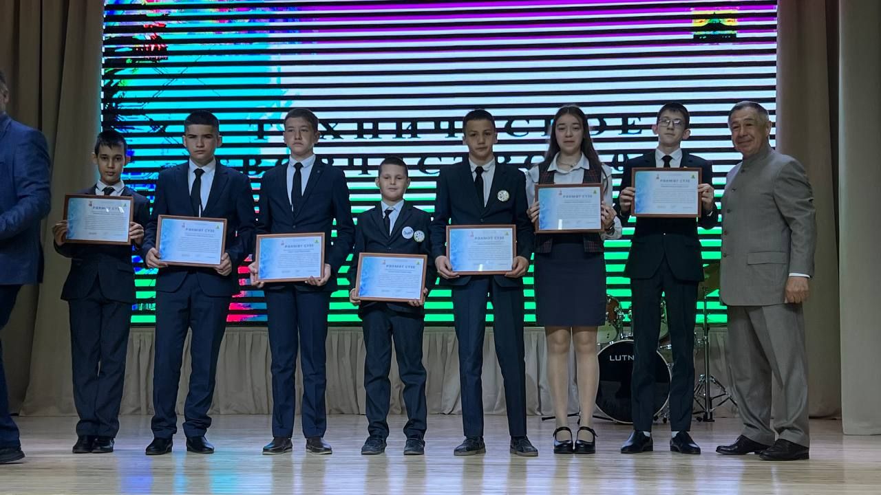 Бүген Сабада балалар техник иҗатына ярдәм итү һәм үстерү буенча район фестивале узды (фоторепортаж)