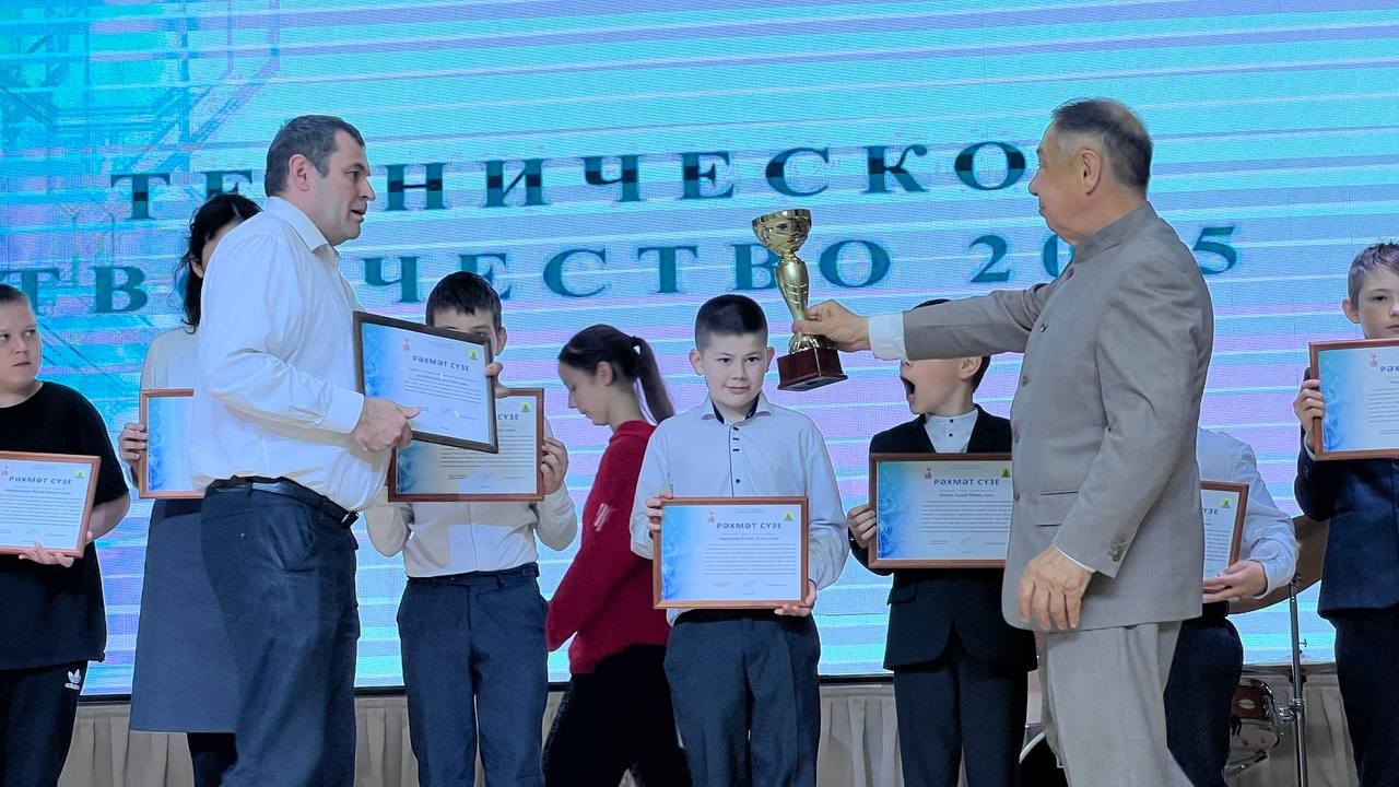 Бүген Сабада балалар техник иҗатына ярдәм итү һәм үстерү буенча район фестивале узды (фоторепортаж)