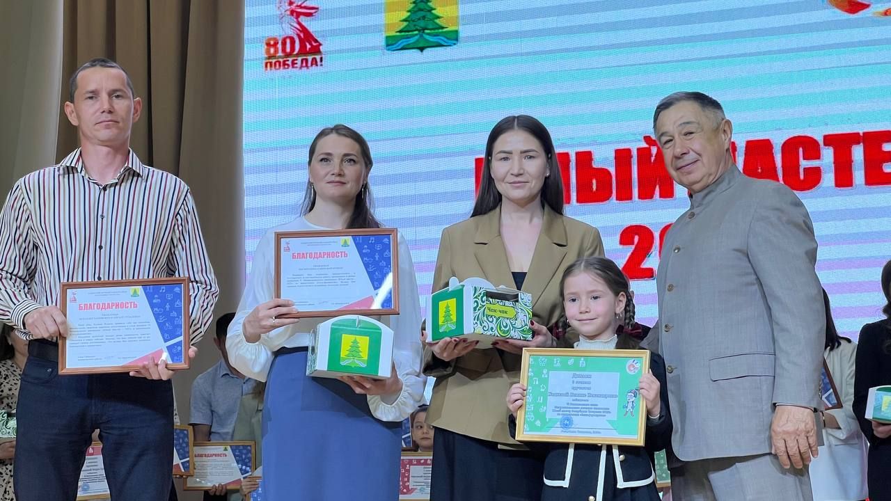 Бүген Сабада балалар техник иҗатына ярдәм итү һәм үстерү буенча район фестивале узды (фоторепортаж)