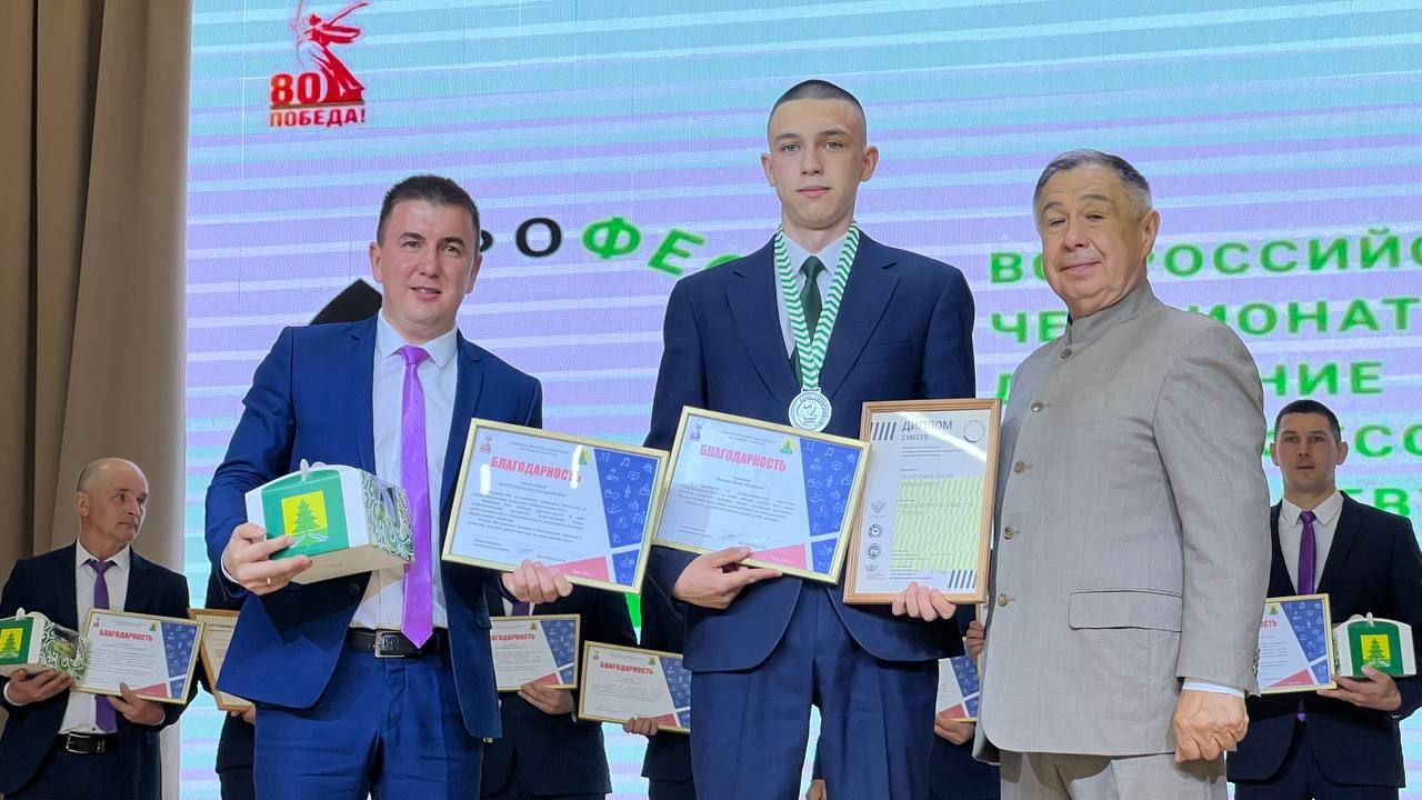 Бүген Сабада балалар техник иҗатына ярдәм итү һәм үстерү буенча район фестивале узды (фоторепортаж)