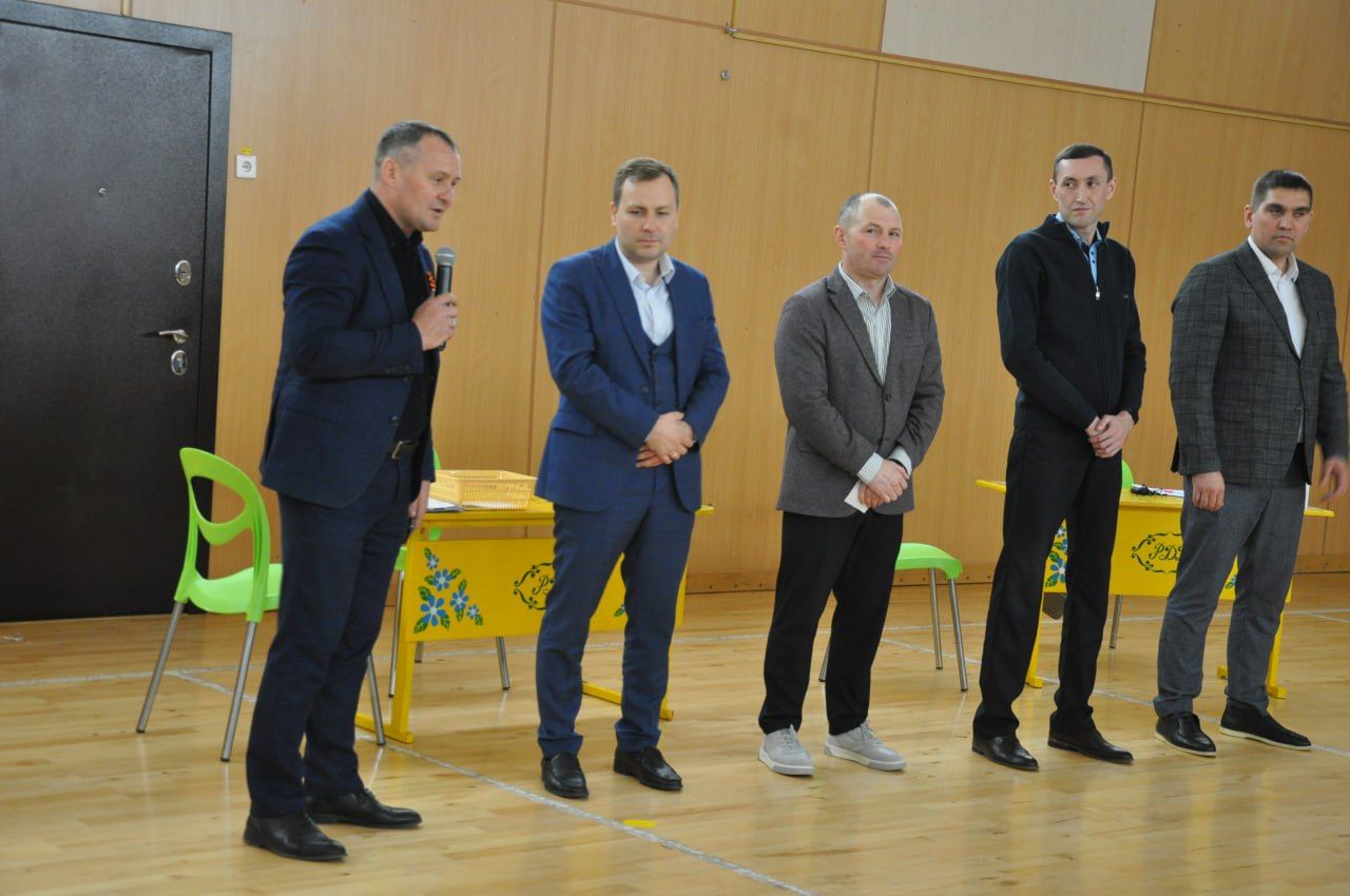 Сабада офис хезмәткәрләре һөнәри бәйгедә ярышты