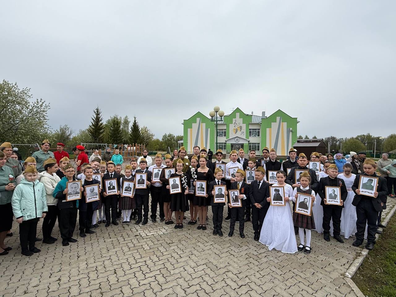 Жиңү көне уңаеннан Иштуган авылында узган бәйрәм чарасыннан фоторепортаж