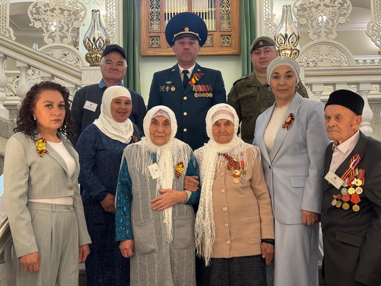 Райондашыбыз Җиһания Хәйретдиновага республика рәисе медаль тапшырды