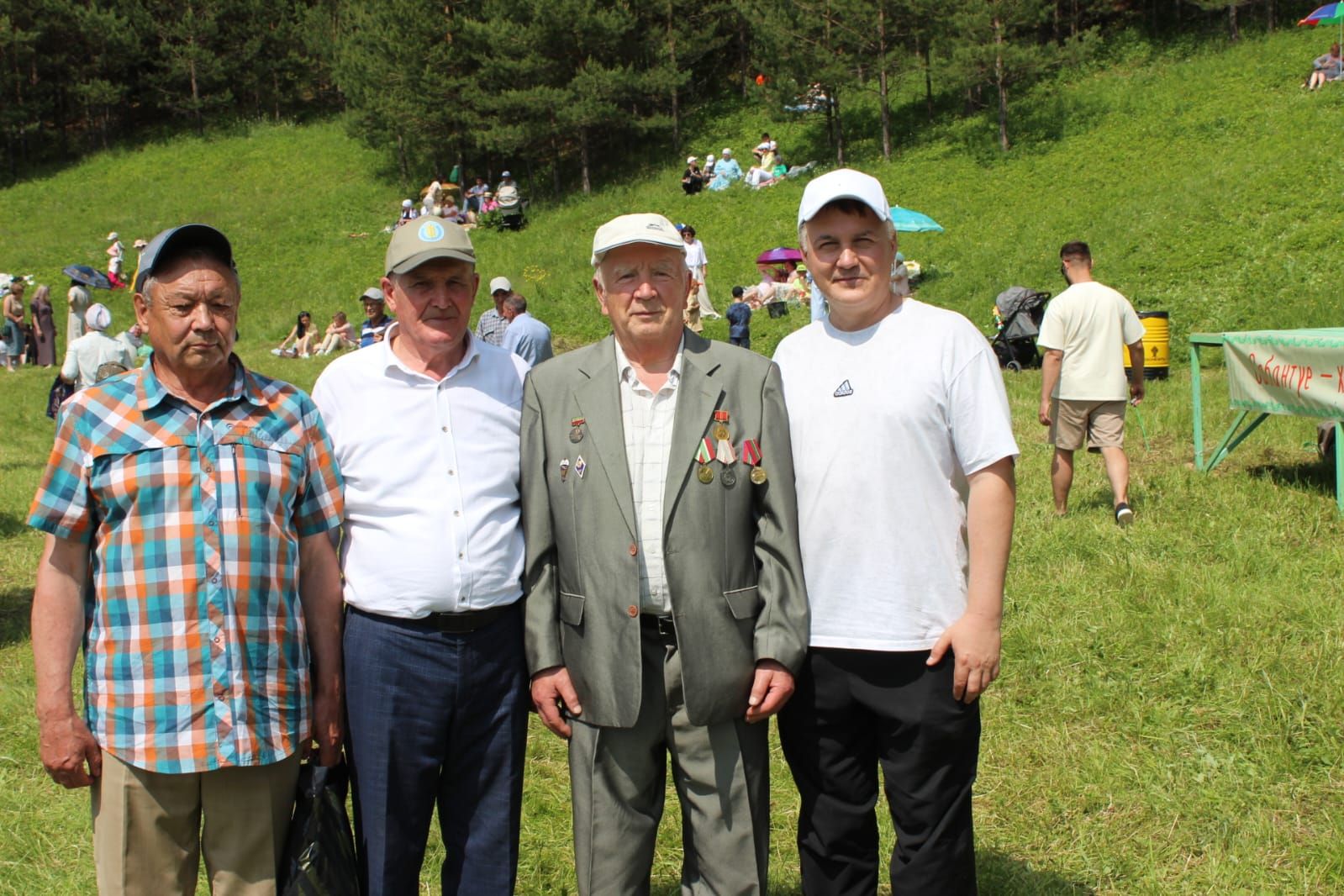 Килдебәк авылында узган Сабантуйдан күңелле мизгелләр (фоторепортаж)